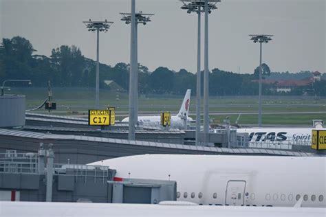 changi airport news today|Changi Airport runway reopens after Air China plane makes .